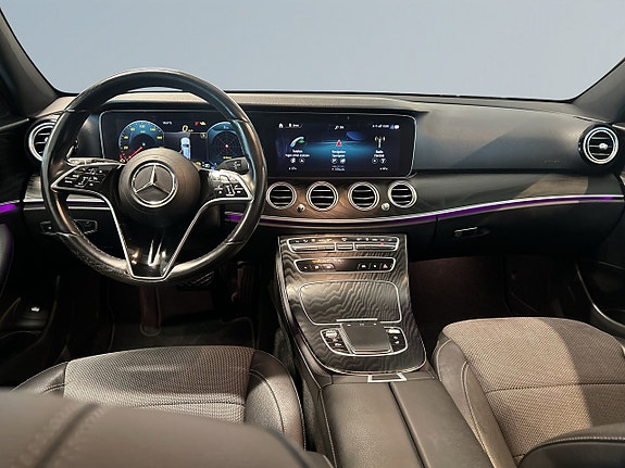 Mercedes-Benz E300 8 of 21