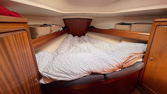 Bavaria Cruiser 37 2001 Finland 8 of 12