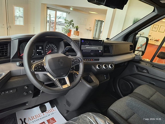 Renault Master 20 of 24
