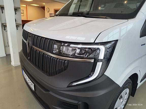 Renault Master 23 of 24