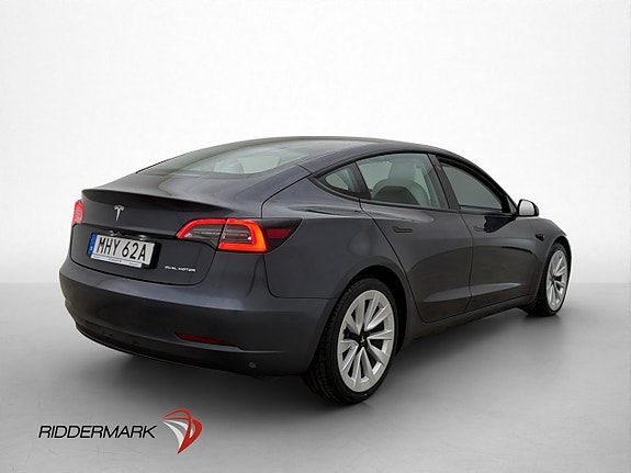 Tesla Model 3 8 of 30