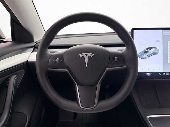 Tesla Model 3 14 of 30