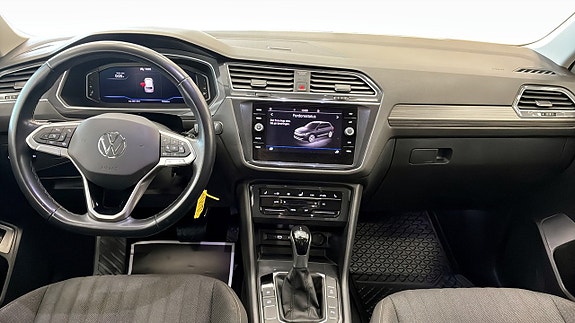 Volkswagen Tiguan Allspace 10 of 16