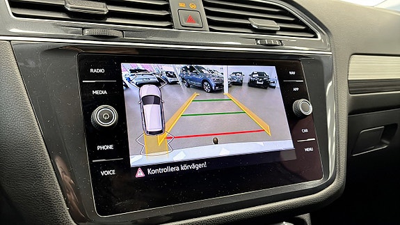 Volkswagen Tiguan Allspace 16 of 16