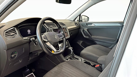 Volkswagen Tiguan Allspace 7 of 16
