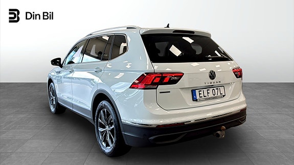 Volkswagen Tiguan Allspace 3 of 16
