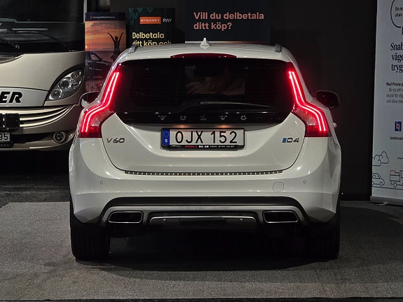 Volvo V60 9 of 20