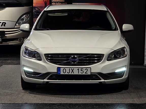Volvo V60 8 of 20