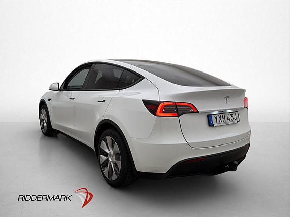 Tesla Model Y 6 of 30