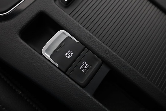 Volkswagen Passat 30 of 30