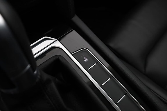 Volkswagen Passat 29 of 30