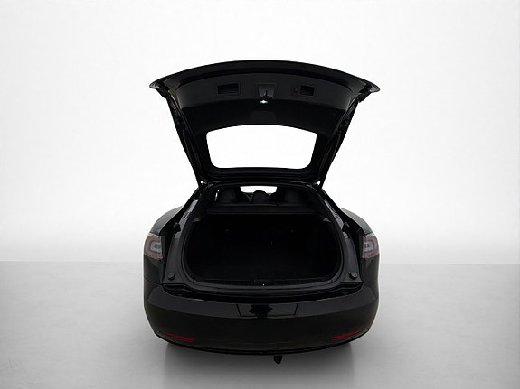 Tesla Model S 26 of 30