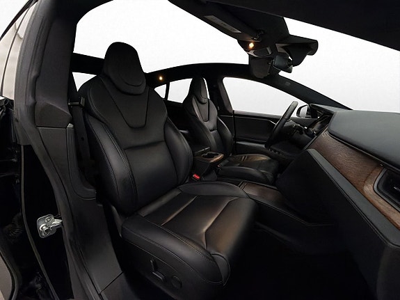 Tesla Model S 23 of 30