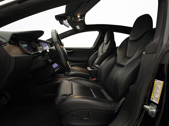 Tesla Model S 11 of 30