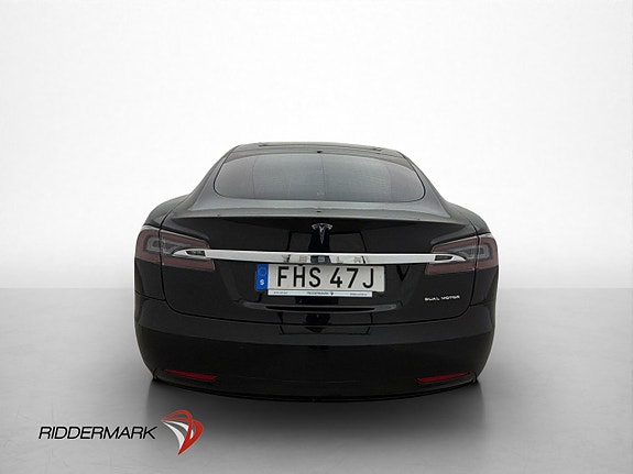Tesla Model S 7 of 30