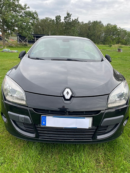 Renault Megane III 3 of 4
