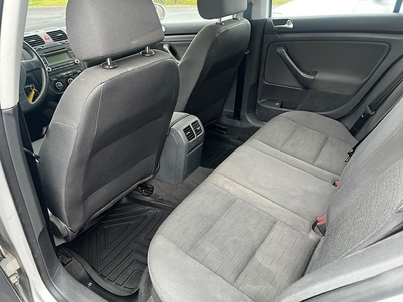 Volkswagen Golf I 7 of 8