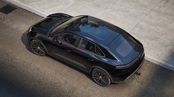 Porsche Macan 4 6 of 10