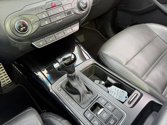 Kia Sorento 15 of 19