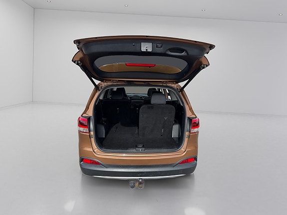 Kia Sorento 8 of 19