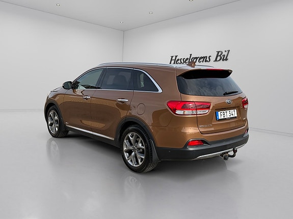 Kia Sorento 9 of 19