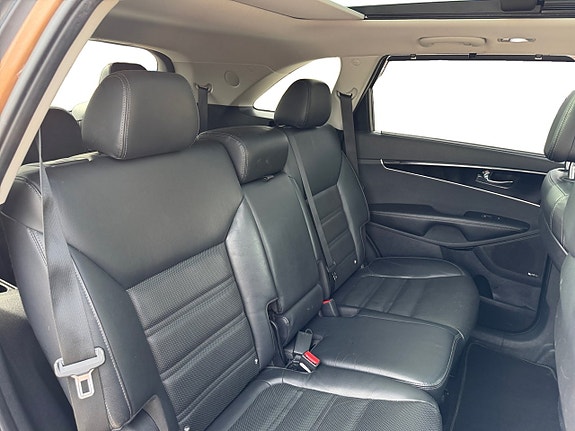 Kia Sorento 18 of 19