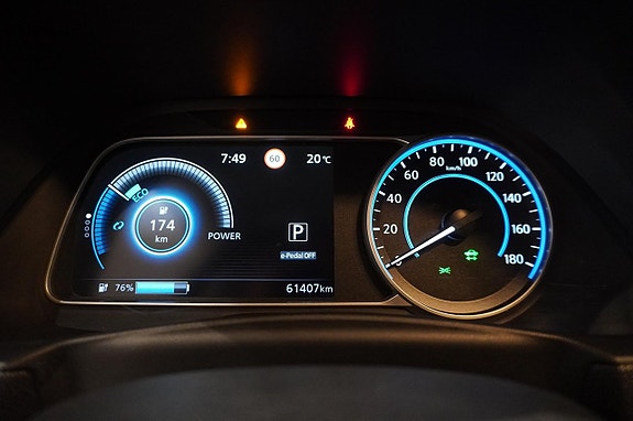 Nissan Leaf 11 of 12