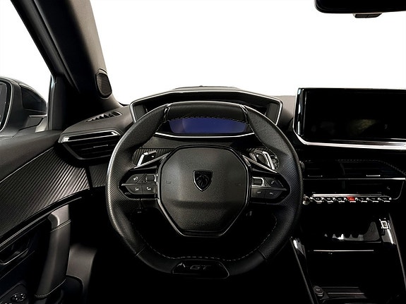 Peugeot 2008 7 of 15