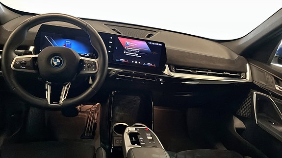 BMW X1 4 of 9