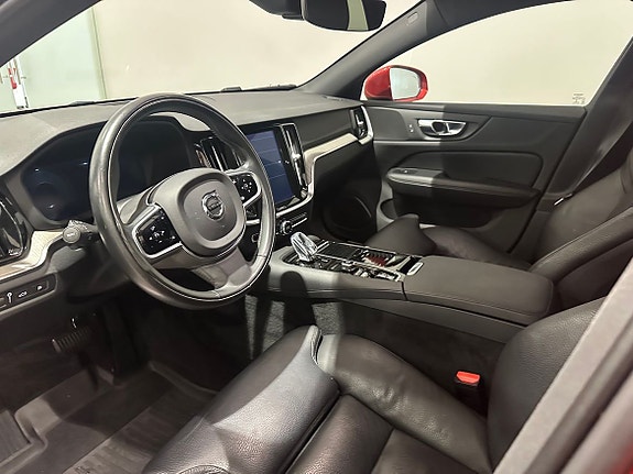 Volvo V60 14 of 21