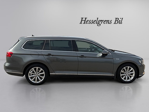 Volkswagen Passat 5 of 16