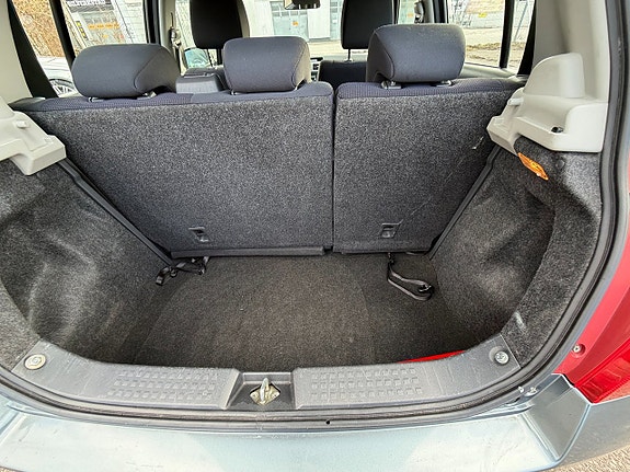 Suzuki Swift 10 of 12
