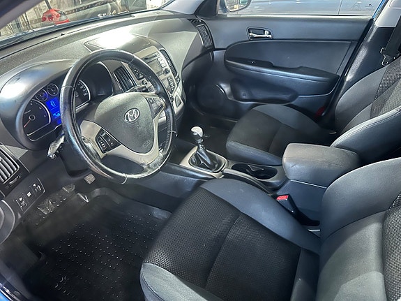 Hyundai i30 6 of 14