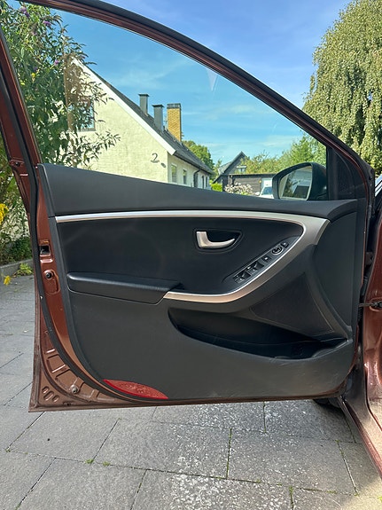 Hyundai i30 7 of 18