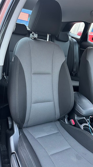 Hyundai i30 12 of 18