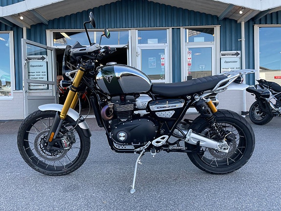 Triumph Scrambler 1200 XE 2 of 7