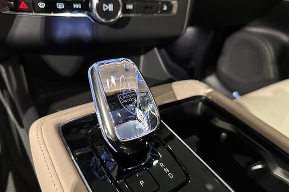 Volvo XC90 17 of 18