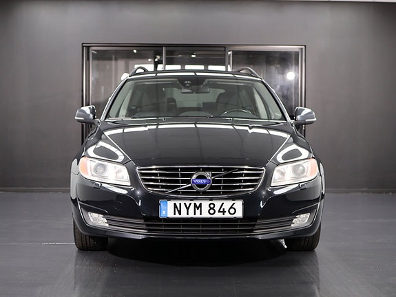 Volvo V70 11 of 25
