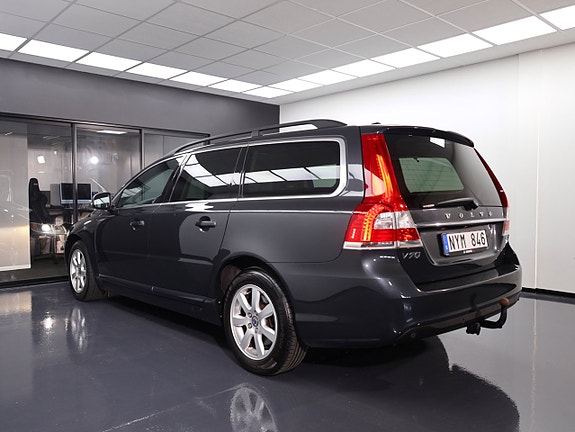 Volvo V70 10 of 25