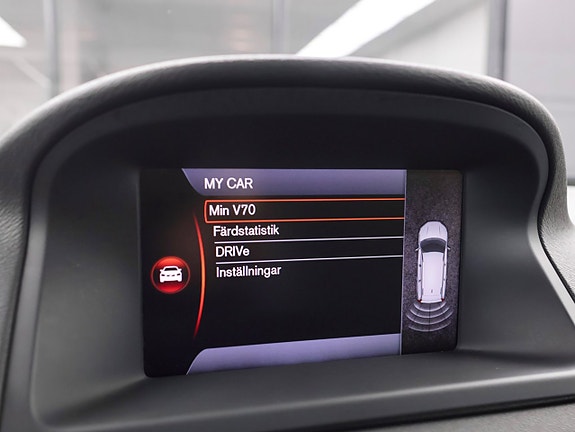 Volvo V70 18 of 25