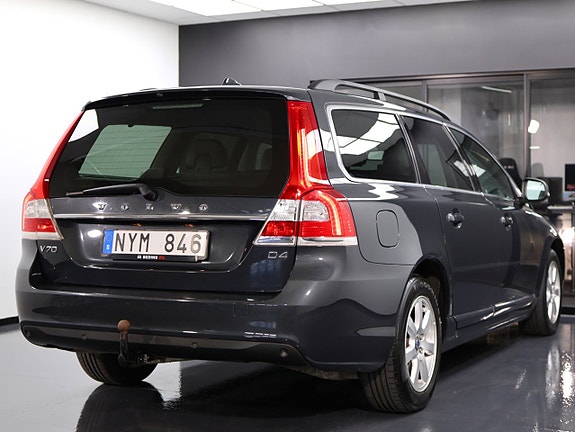 Volvo V70 6 of 25