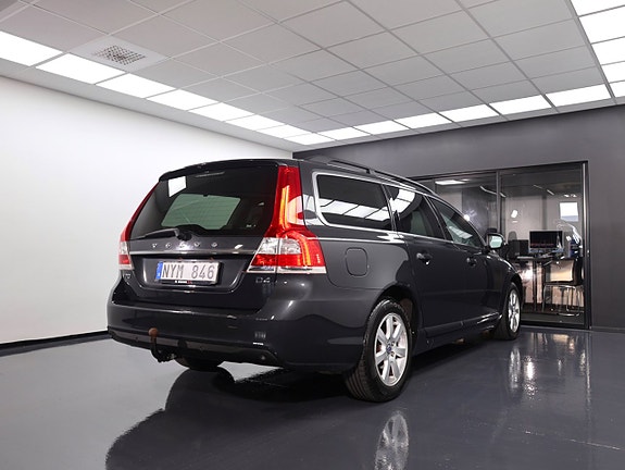 Volvo V70 7 of 25