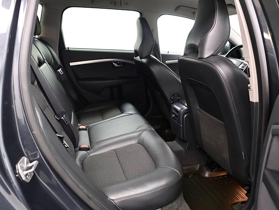 Volvo V70 23 of 25