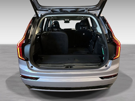 Volvo XC90 12 of 18