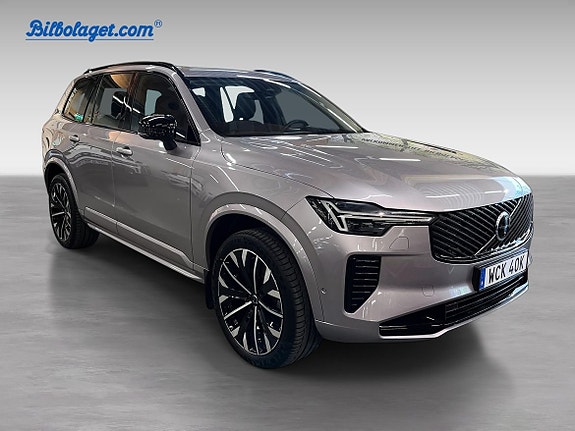 Volvo XC90 4 of 18