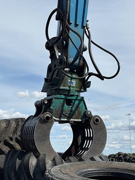 Fuchs AHL840 6 of 16