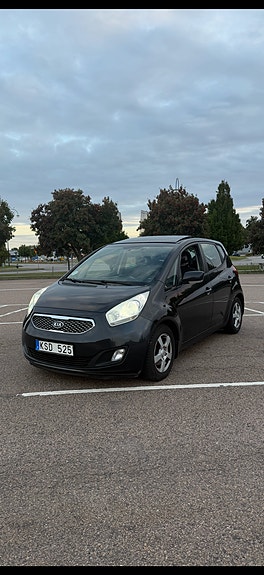 Kia Venga 2 of 12