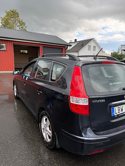 Hyundai i30 3 of 9