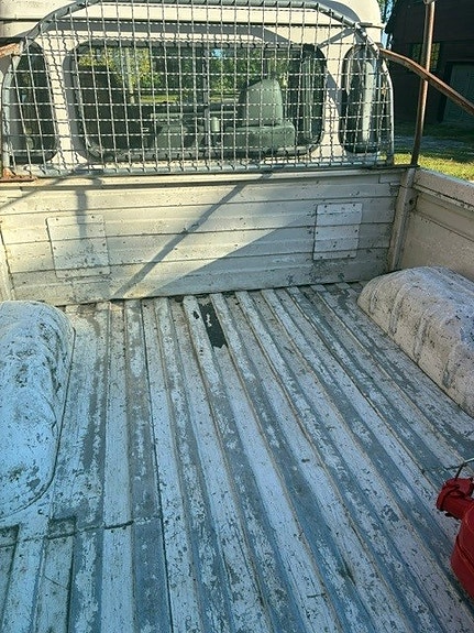 Land Rover Defender 130 6 of 6