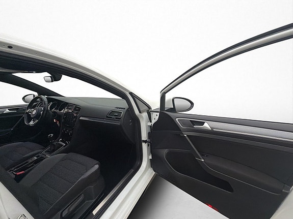 Volkswagen Golf I 21 of 28